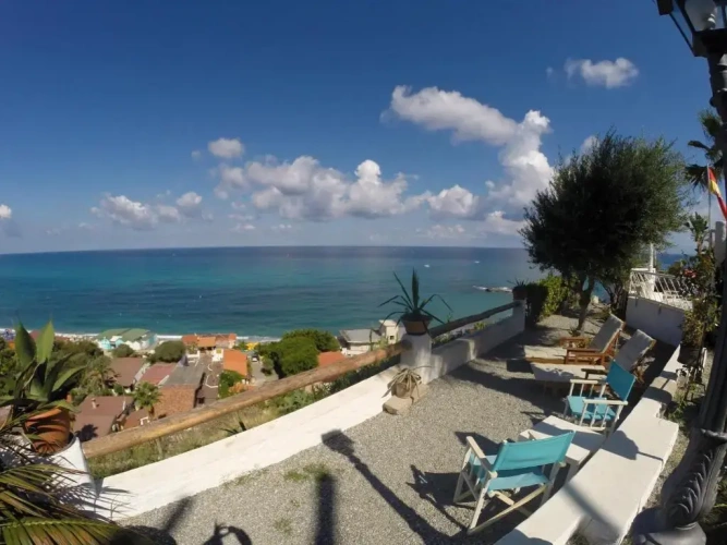 Standard Double room with balcony and with sea view