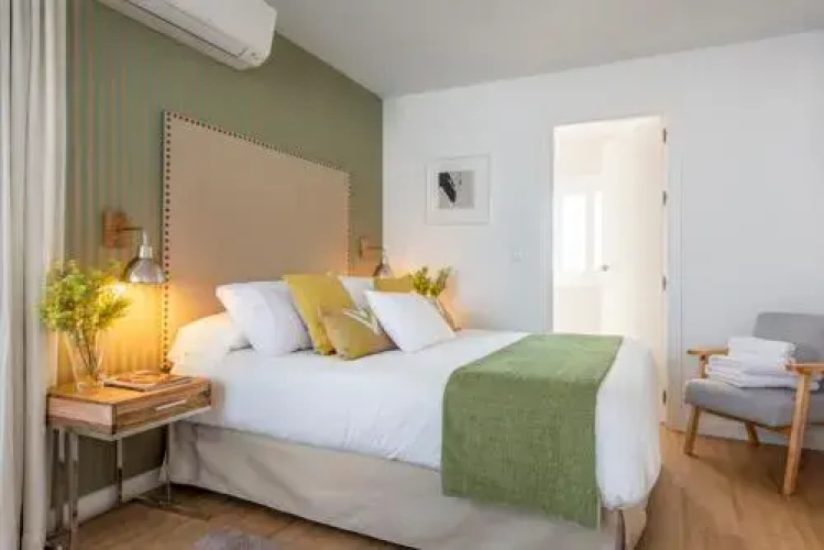 Genteel Home Banos
