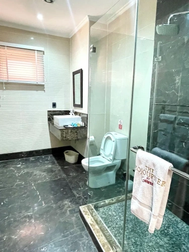 1 Bedroom Luxury Suite