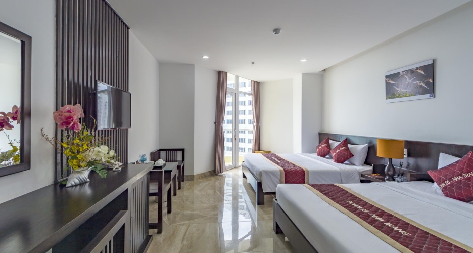 Deluxe room with balcony and with sea view