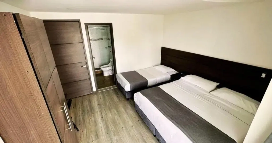 Standard Twin room