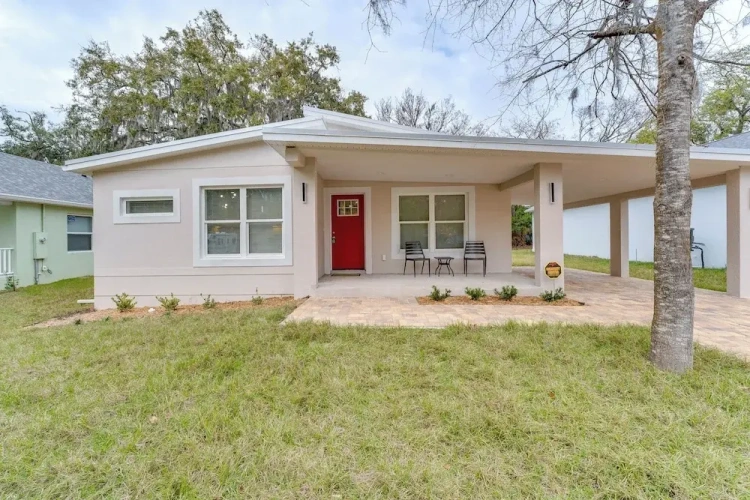 3 Bedrooms Cottage