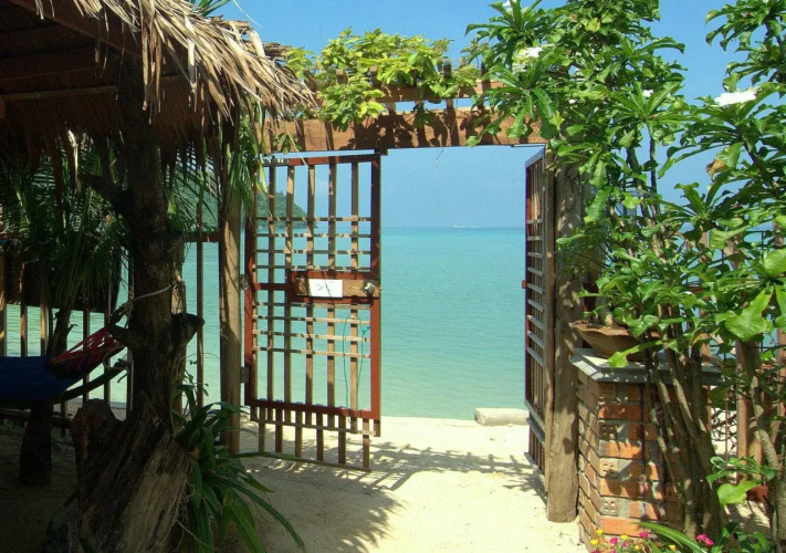 Dee Dee Sea Front