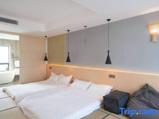 Superior room with balcony