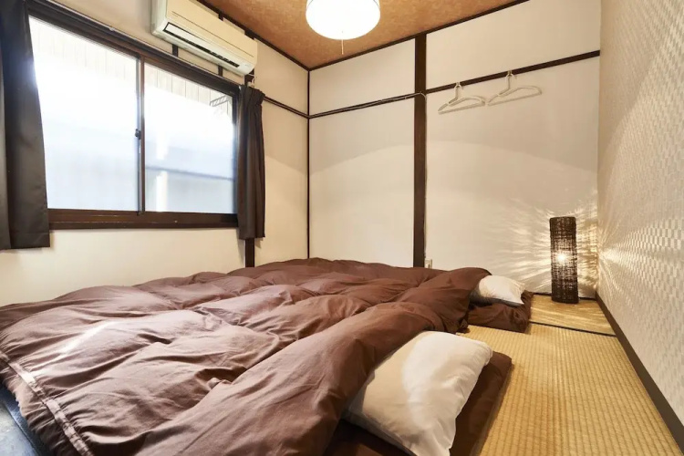 TOMORI Guest House