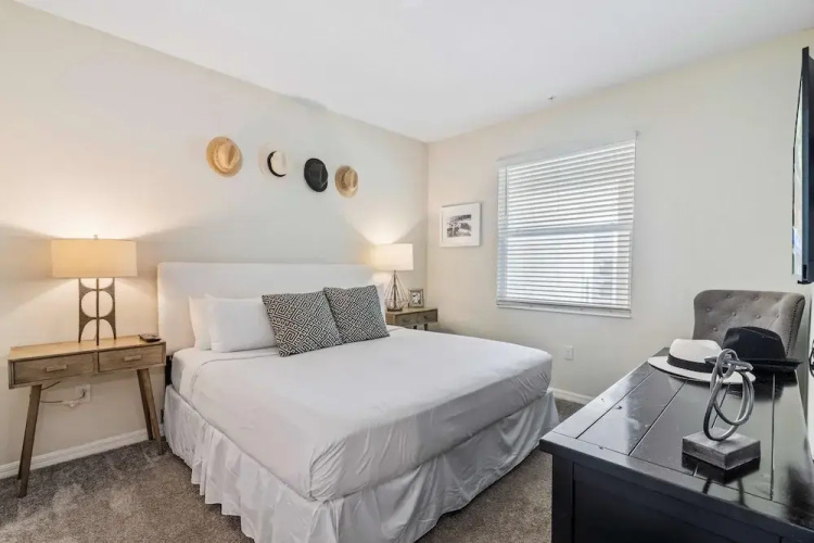 3150 Paradox Circle #406
