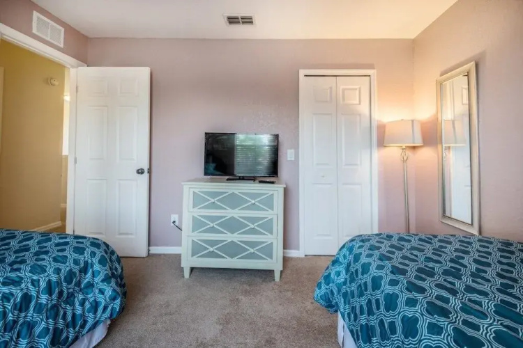 4-Bedroom Villa in Davenport 1104CAL