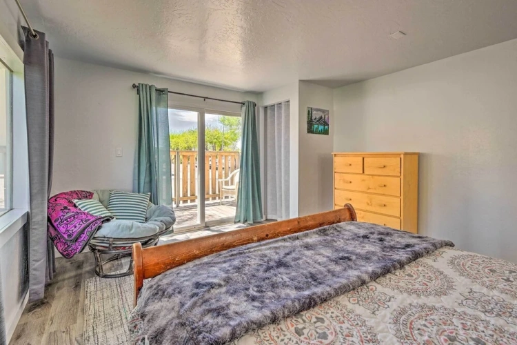 4 Bedrooms Cottage
