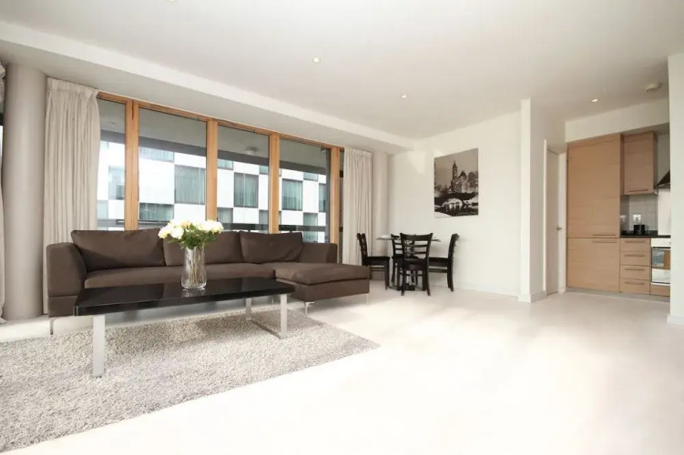 Grand Canal Quay Suite
