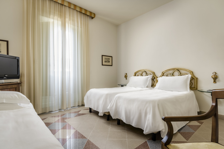 Eurostars Centrale Palace photo 7