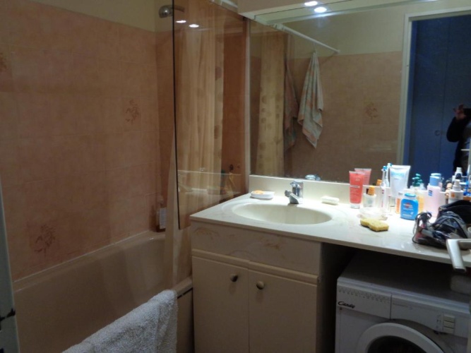 3 Bedrooms Apartment