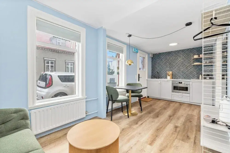 Central studio apartment