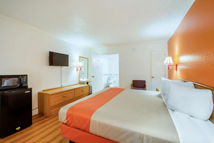 Motel 6 Perry, GA