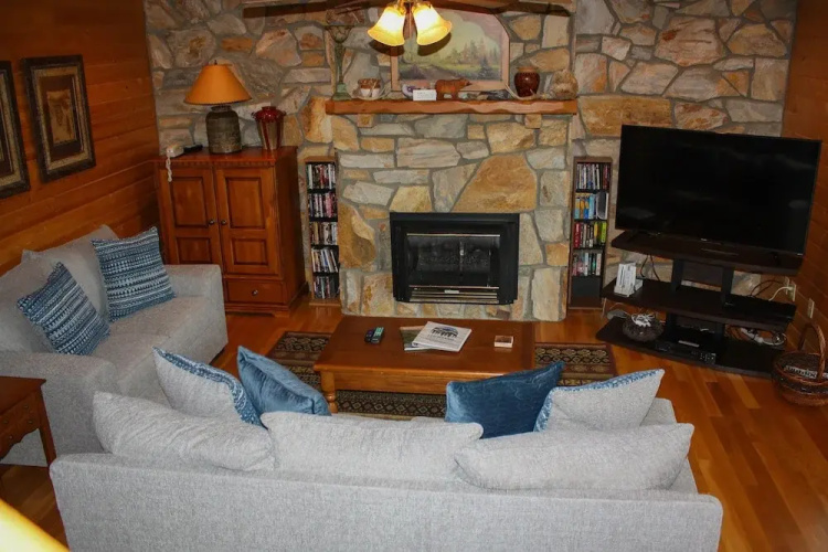 Cliffside 2 Bedroom Home