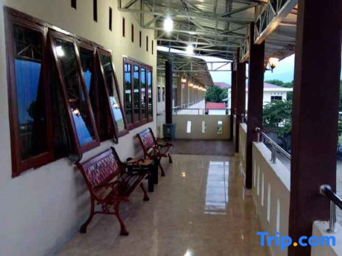Hotel Raja Samosir