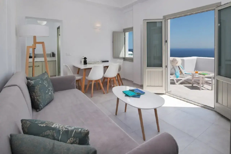 Altemar Suites