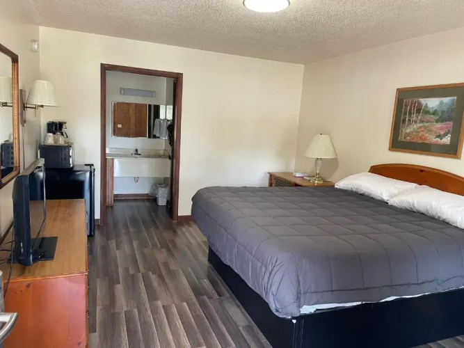 Pine Valley Motel