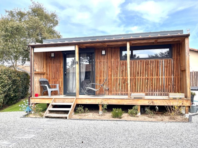 2 Bedrooms Cottage