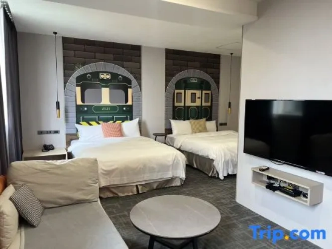Deluxe Quadruple room