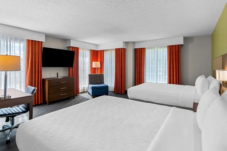 Quadruple Suite