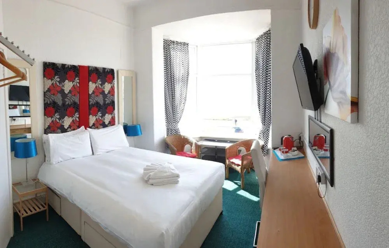 Charlton Hotel