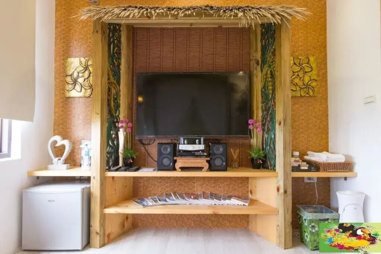 8080 Villa