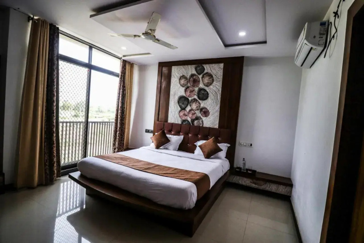 Hotel Laakhan Udaipur