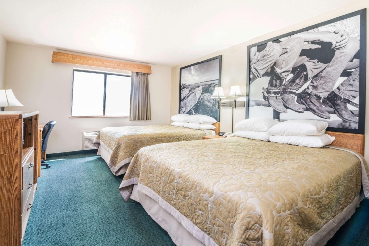 Standard Quadruple room