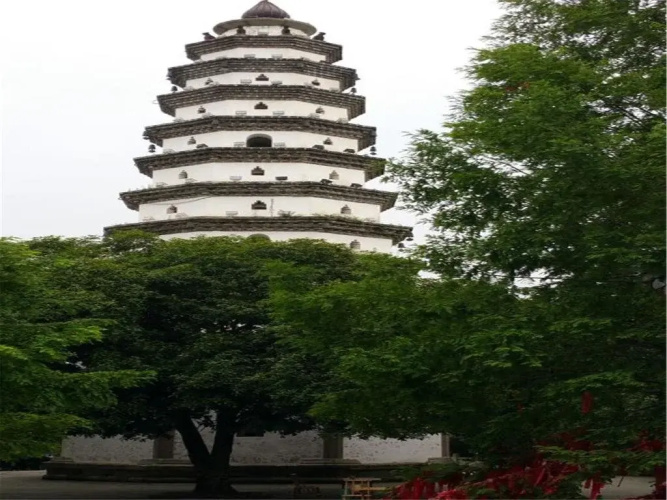 Xinyi Inn