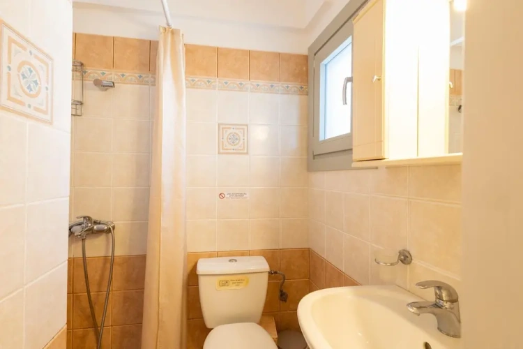 1 Bedroom Economy Triple room with balcony and with garden view
