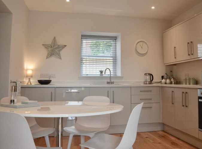 2 Bedrooms Cottage