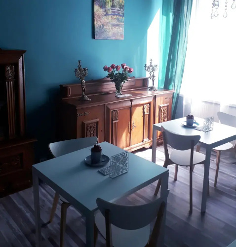 ZiZi Central Hostel