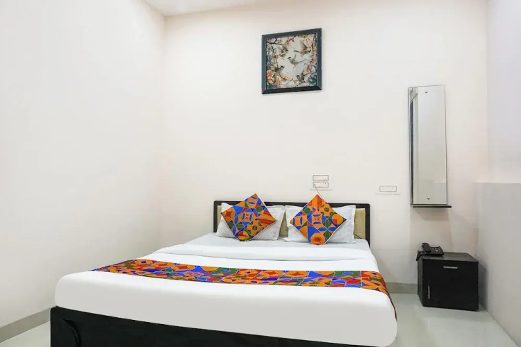 Fabhotel Rachana Residency