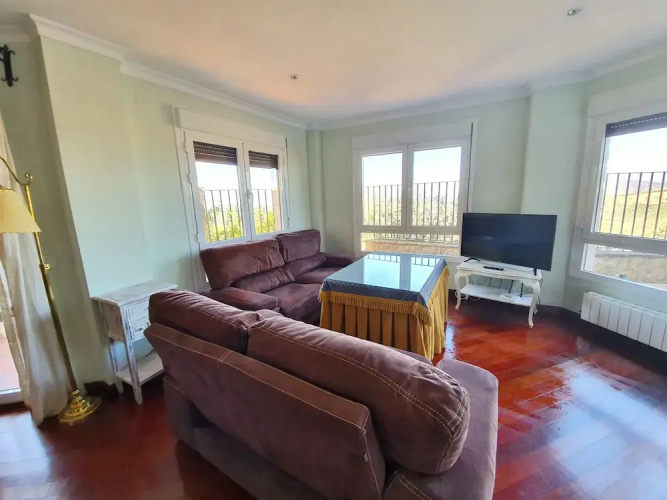 Views & luxury in Old Town