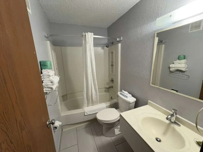 Standard Double Suite