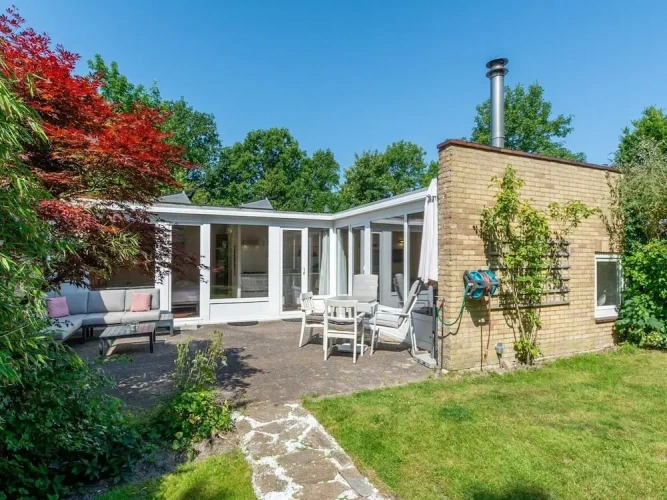 Bungalow