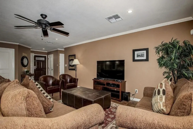 SLS Desert Tierra - FREE Heated Pool, Spa, Pool Table & More.