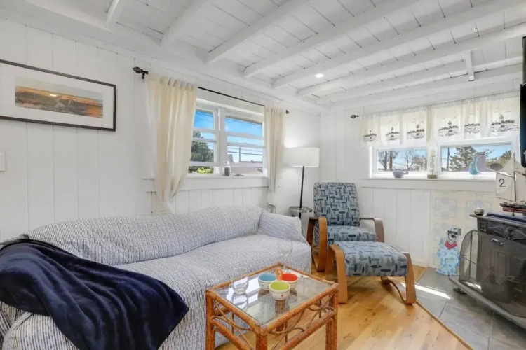 Comfy Cottage