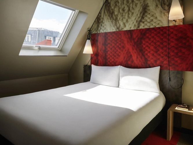 Ibis Paris Canal Saint Martin - Image 6