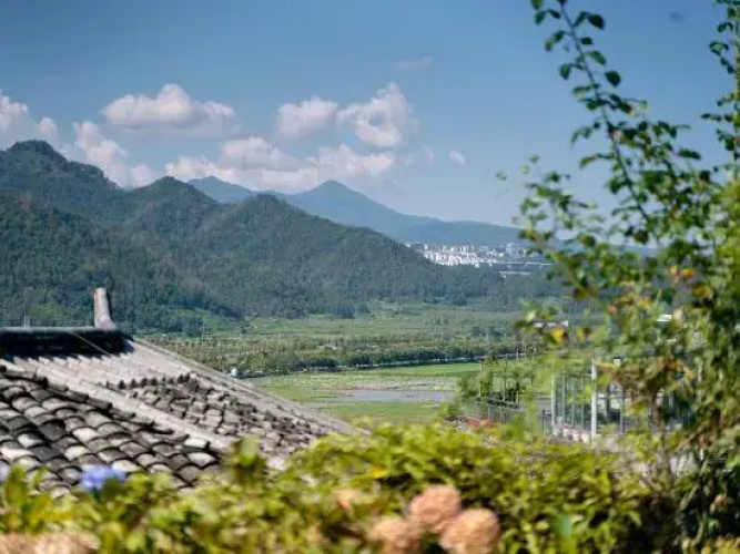 Bujian Busan Inn