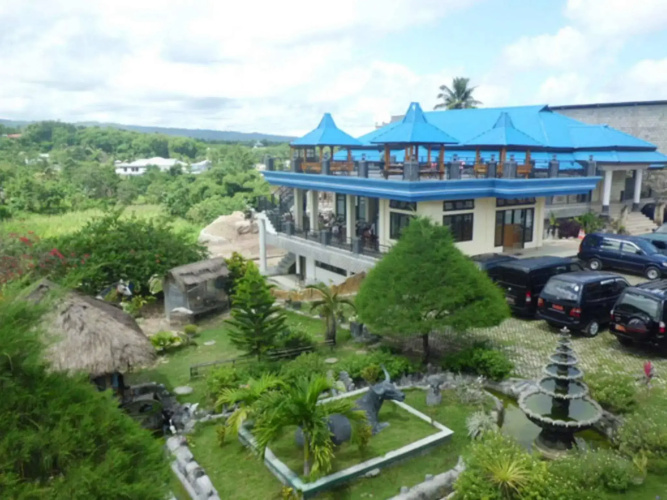 Hotel Sinar Tambolaka