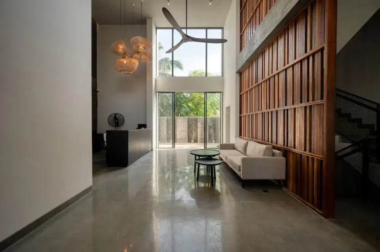 Taprobane House