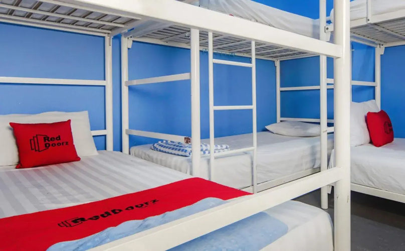 Moni Gallery Hostel