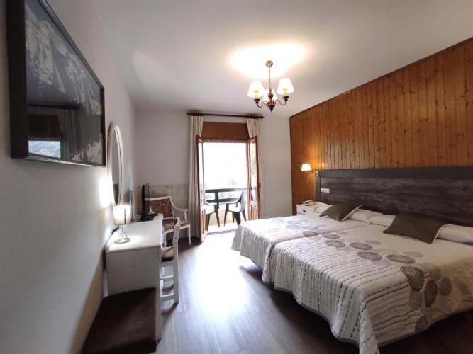 Double Suite