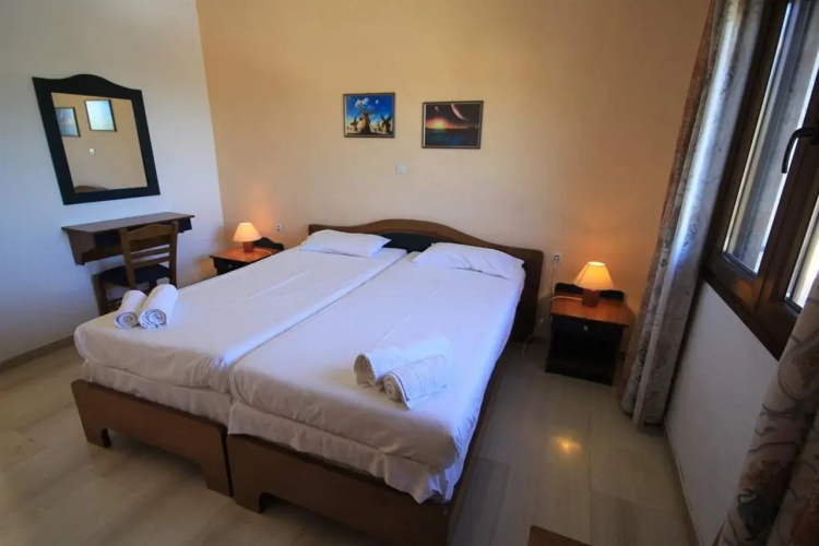 Delphi Hotel