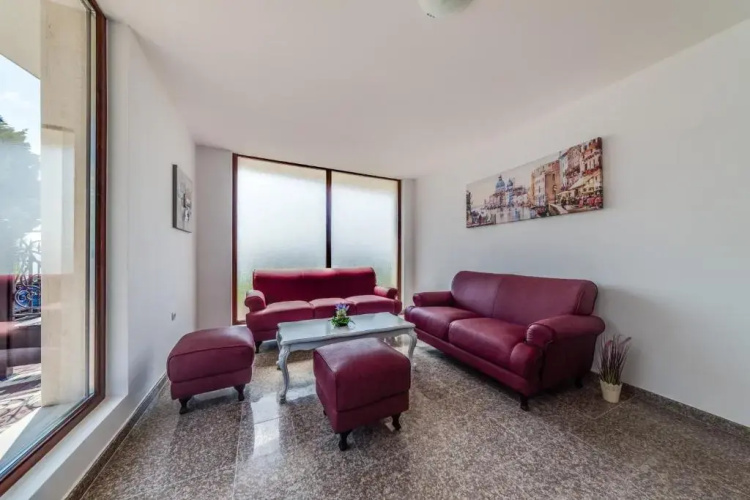 Apartcomplex Golden Bay