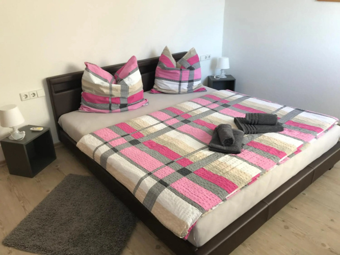 Exklusive Wohnung mit Dachterrasse in Schleußig