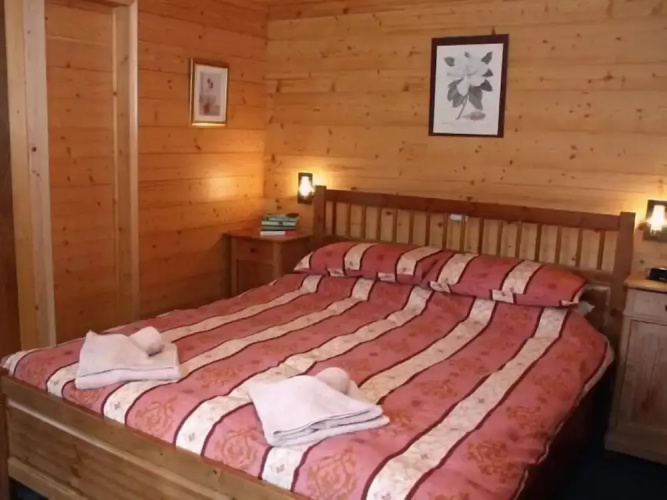 Chalet Suisse