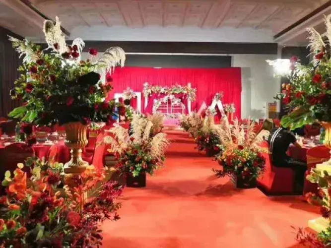 Junan Gloria Plaza Hotel