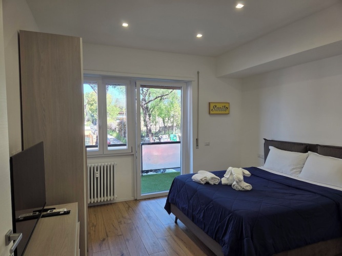 Deluxe Apartment
